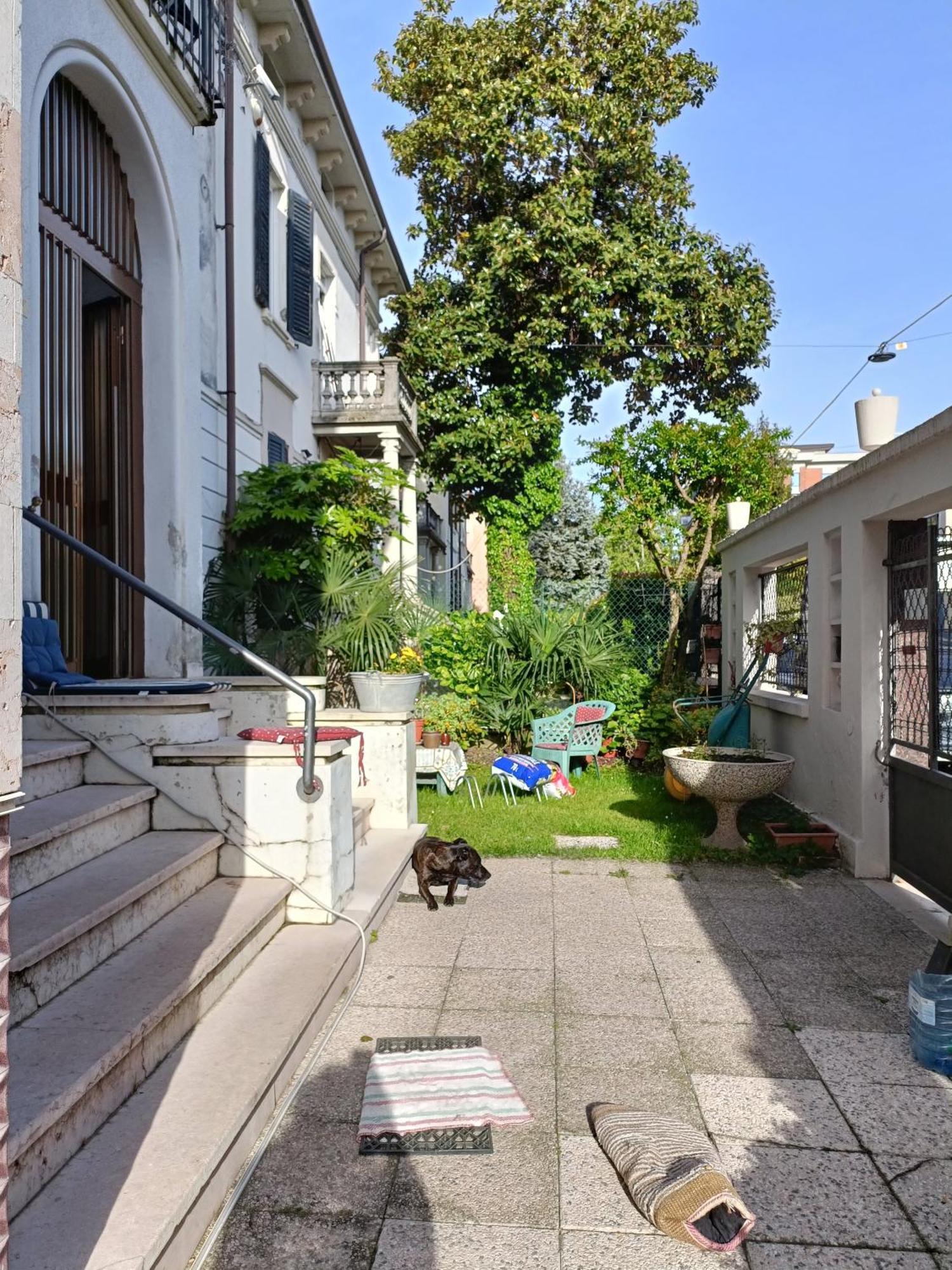 Chez Mavipagi B&B เวโรนา ภายนอก รูปภาพ